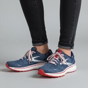 Brooks Ghost 15 Stars And Stripes Sneakers Women's Sz 9 Red White Blue Sporty